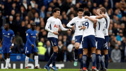 西汉姆联锋无力客场零封未果负于狼队