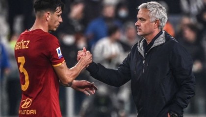 罗马德比战平,穆里尼奥赛后炮轰判罚