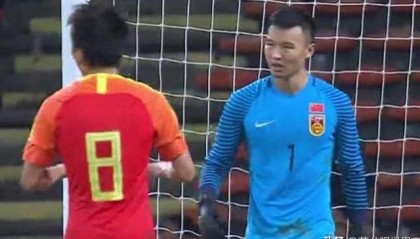 克莱蒙门将连续扑点,球队惊险守平强敌