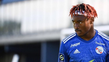 斯特拉斯堡青年队小将爆发,一线队首秀即建功