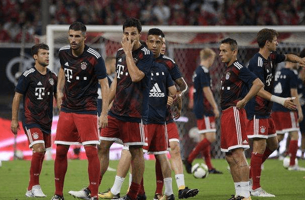 巴黎圣日耳曼,客场轻取昂热豪夺四连胜  巴黎圣日耳曼,客场轻取昂热豪夺四连胜